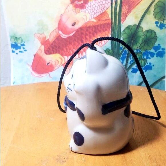 Maneki Neko Japanese Blue And White Lucky Cat Hanging Bell Chime - Picture 2 of 6